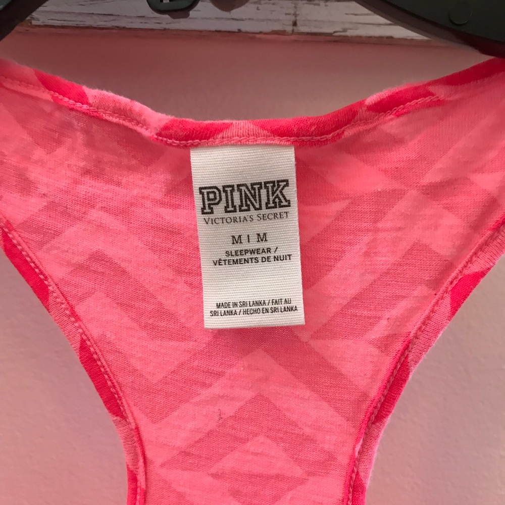 VS Razor Back Tank - Picture 2 of 3